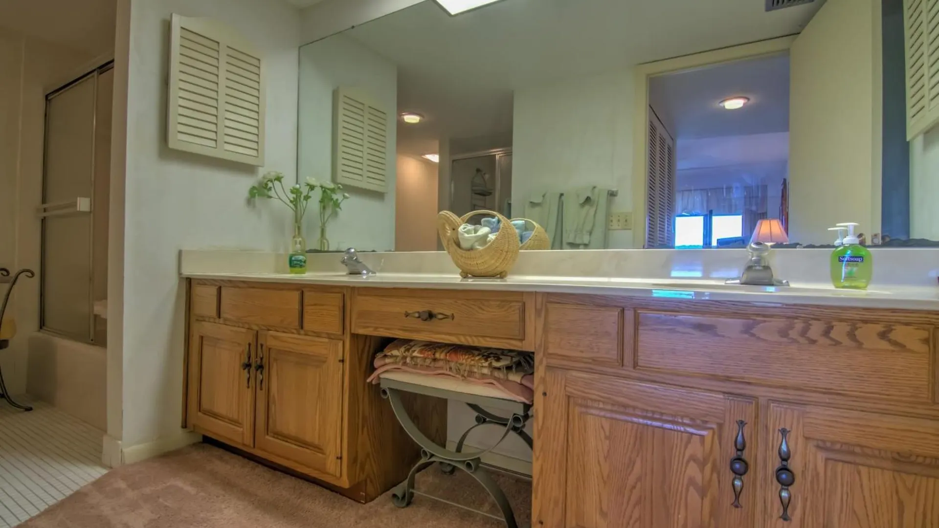 Walk To The And Enjoy Spectacular Views From 3 Bedroom North Naples