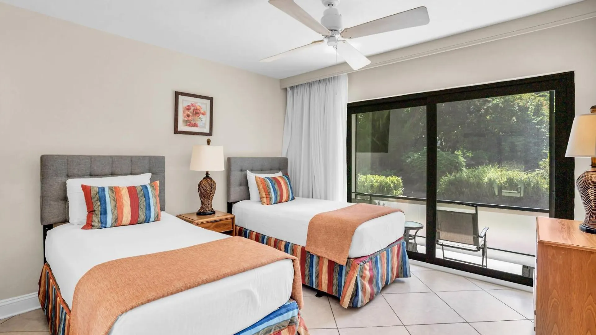 1st Floor With Views North Naples