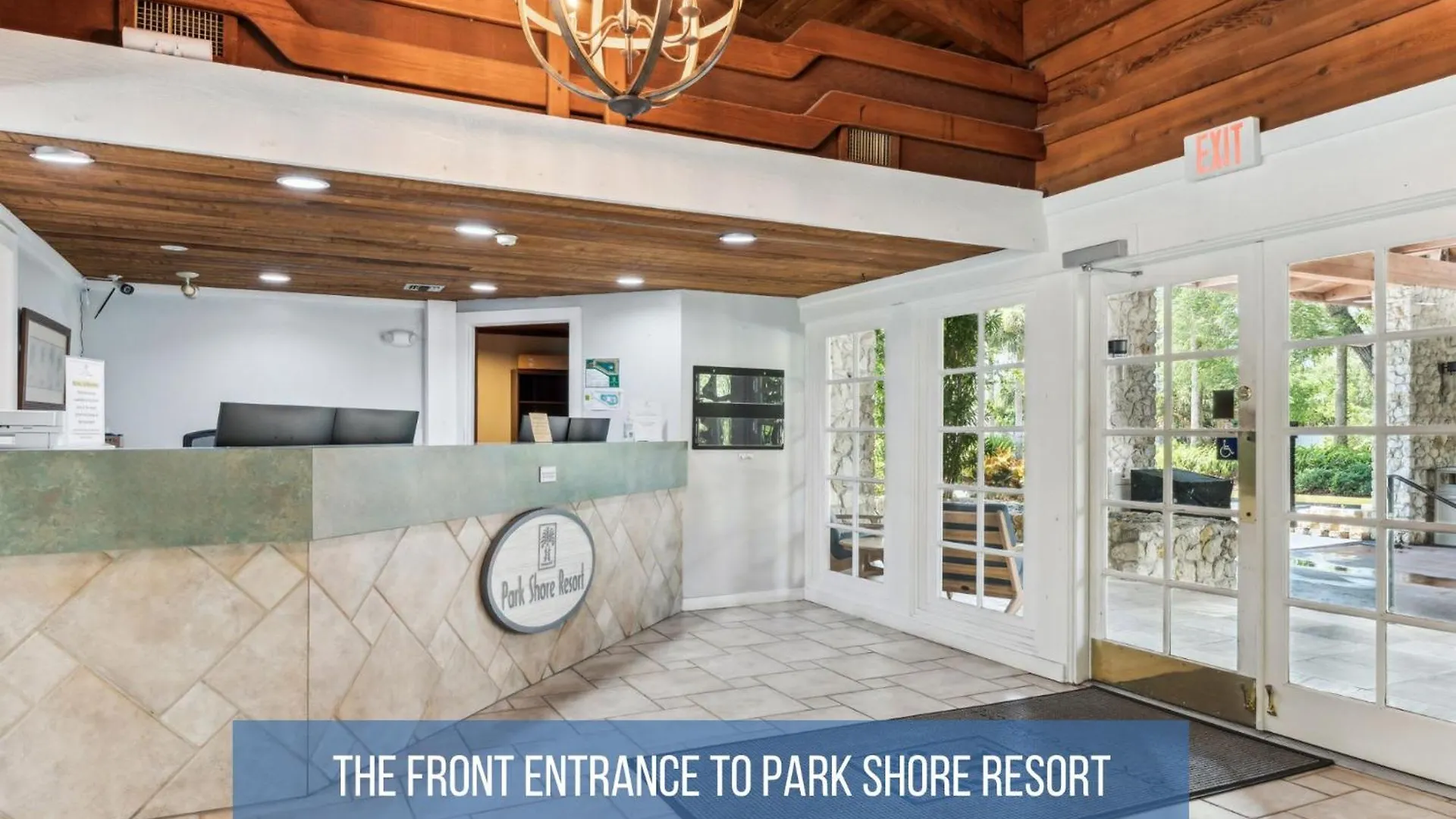 Deluxe - Modern Furnishings And Great View * North Naples