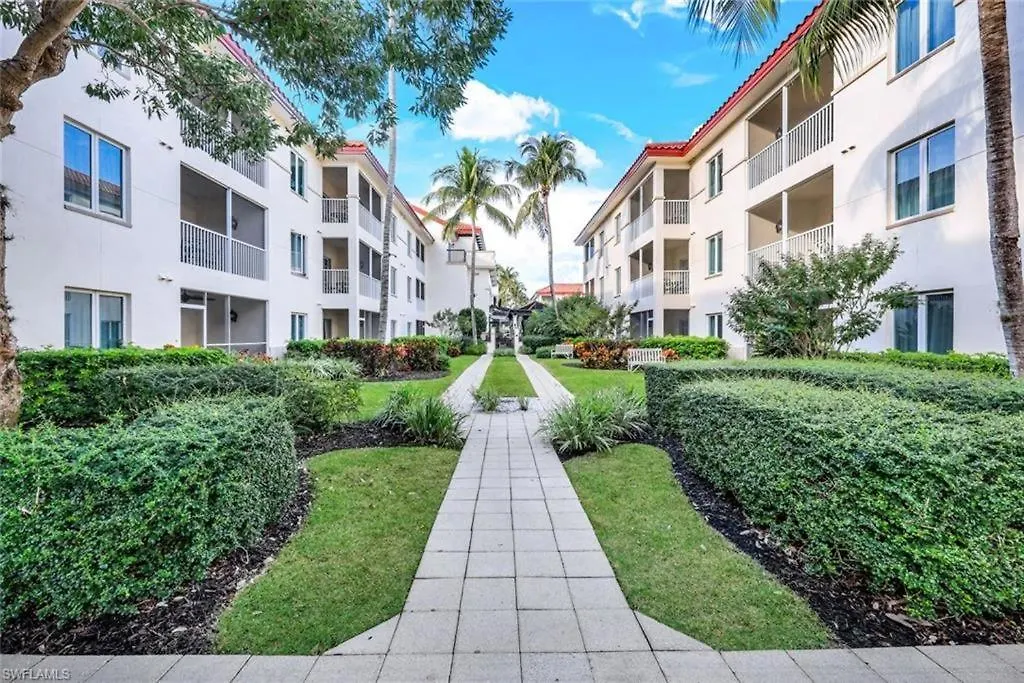 Hotel Bellasera North Naples