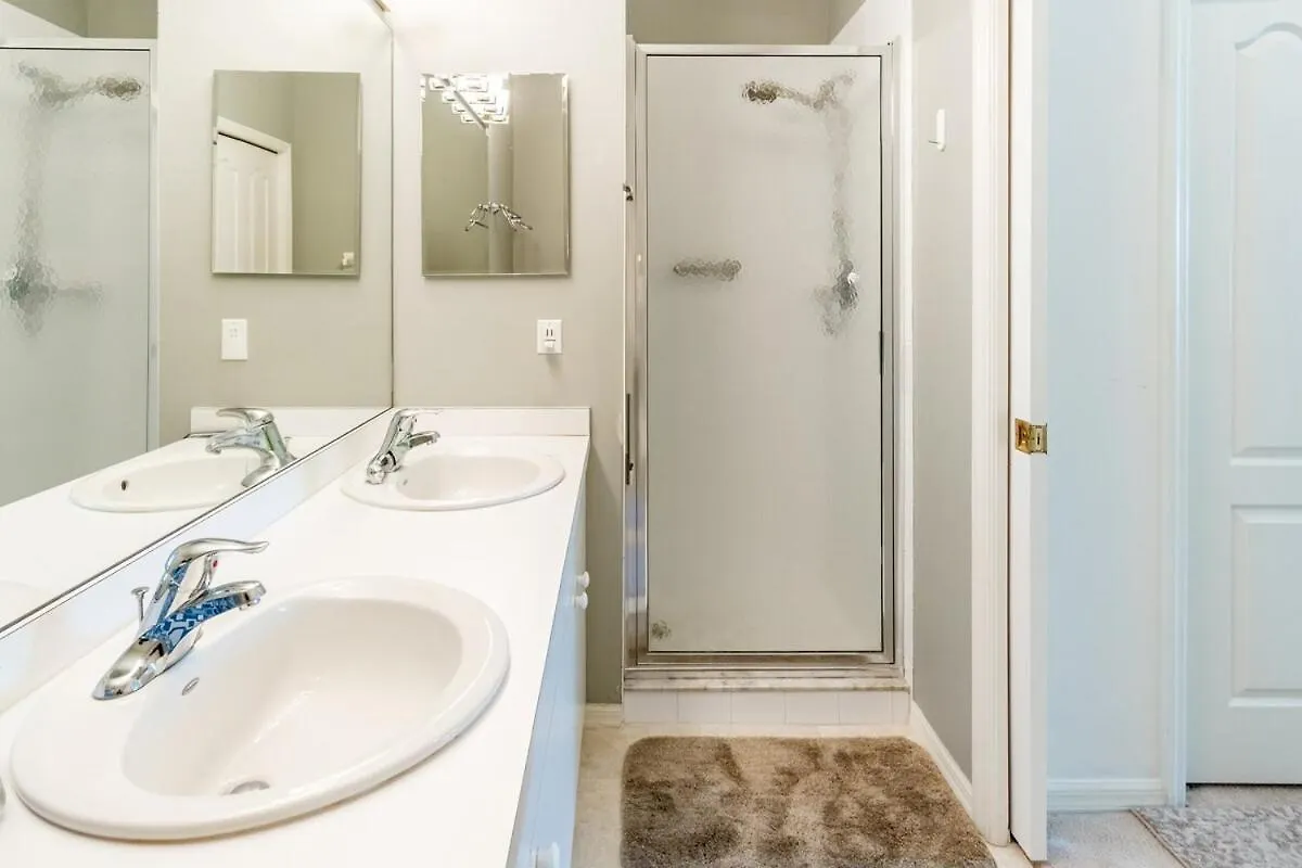 Apartment Golf, Pools, Hot Tub, Pickleball, Near Beaches Naples