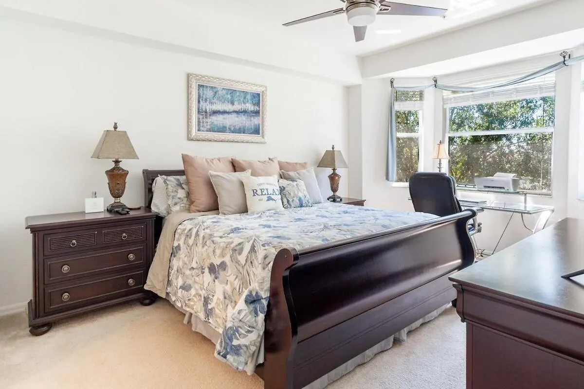 Apartment Golf, Pools, Hot Tub, Pickleball, Near Beaches *
