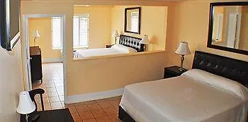 Park 3* North Naples