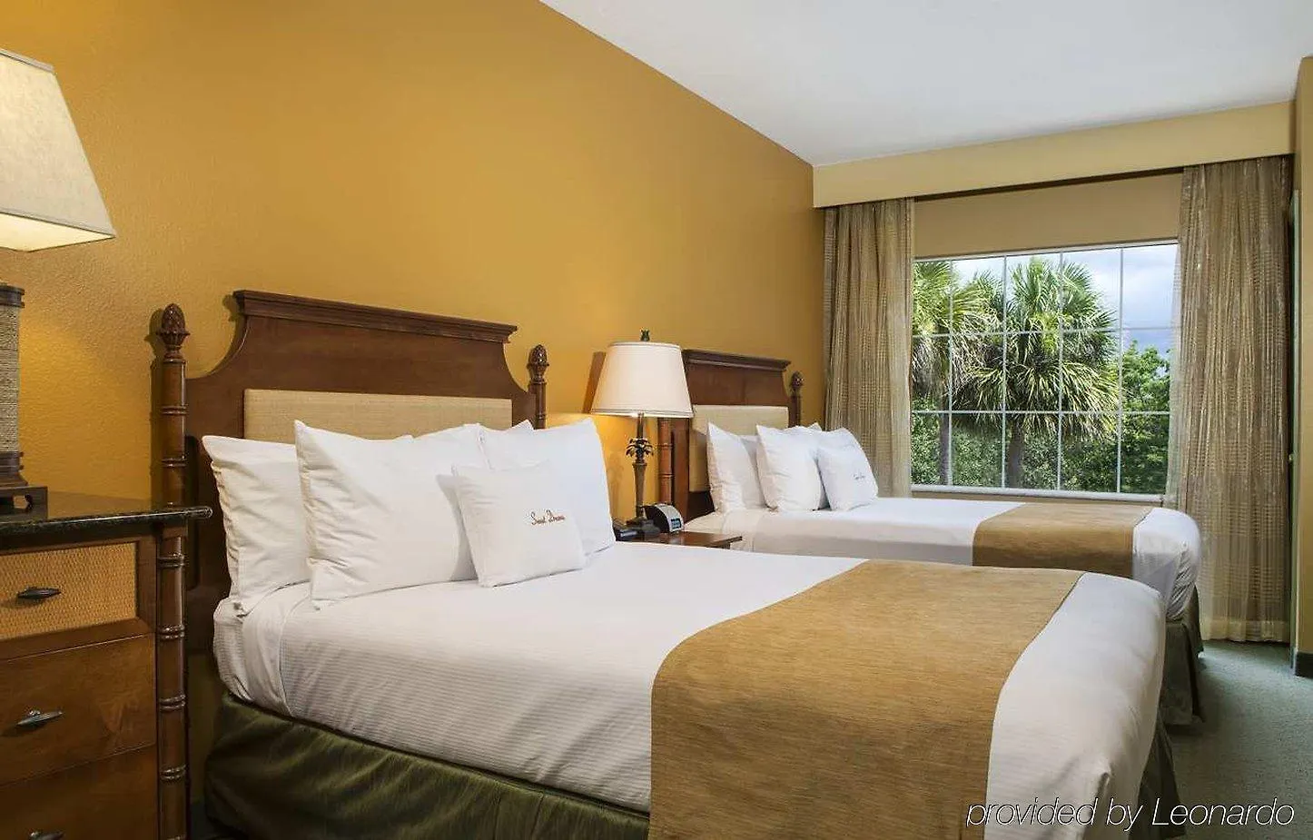 מלון Doubletree By Hilton