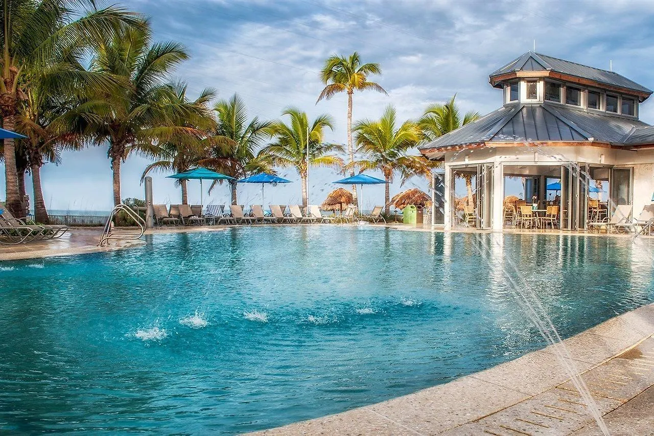 Курортный комплекс Beach And Golf Club
