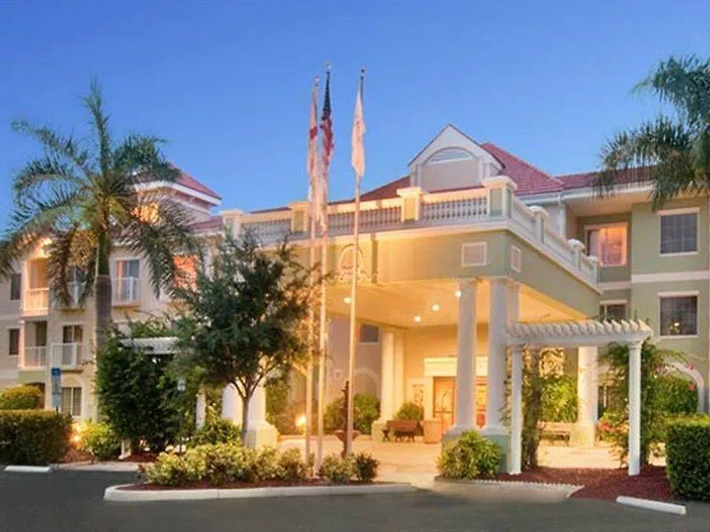 מלון Doubletree By Hilton North Naples