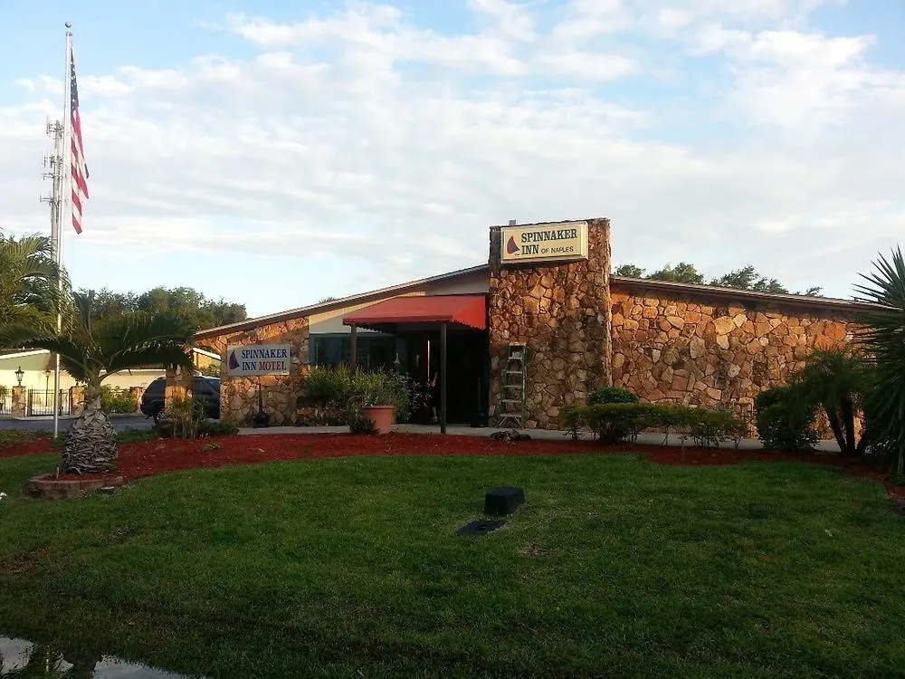 Spinnaker Of Motel