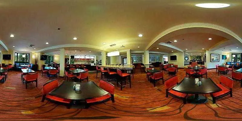 Courtyard By Marriott - Hotell