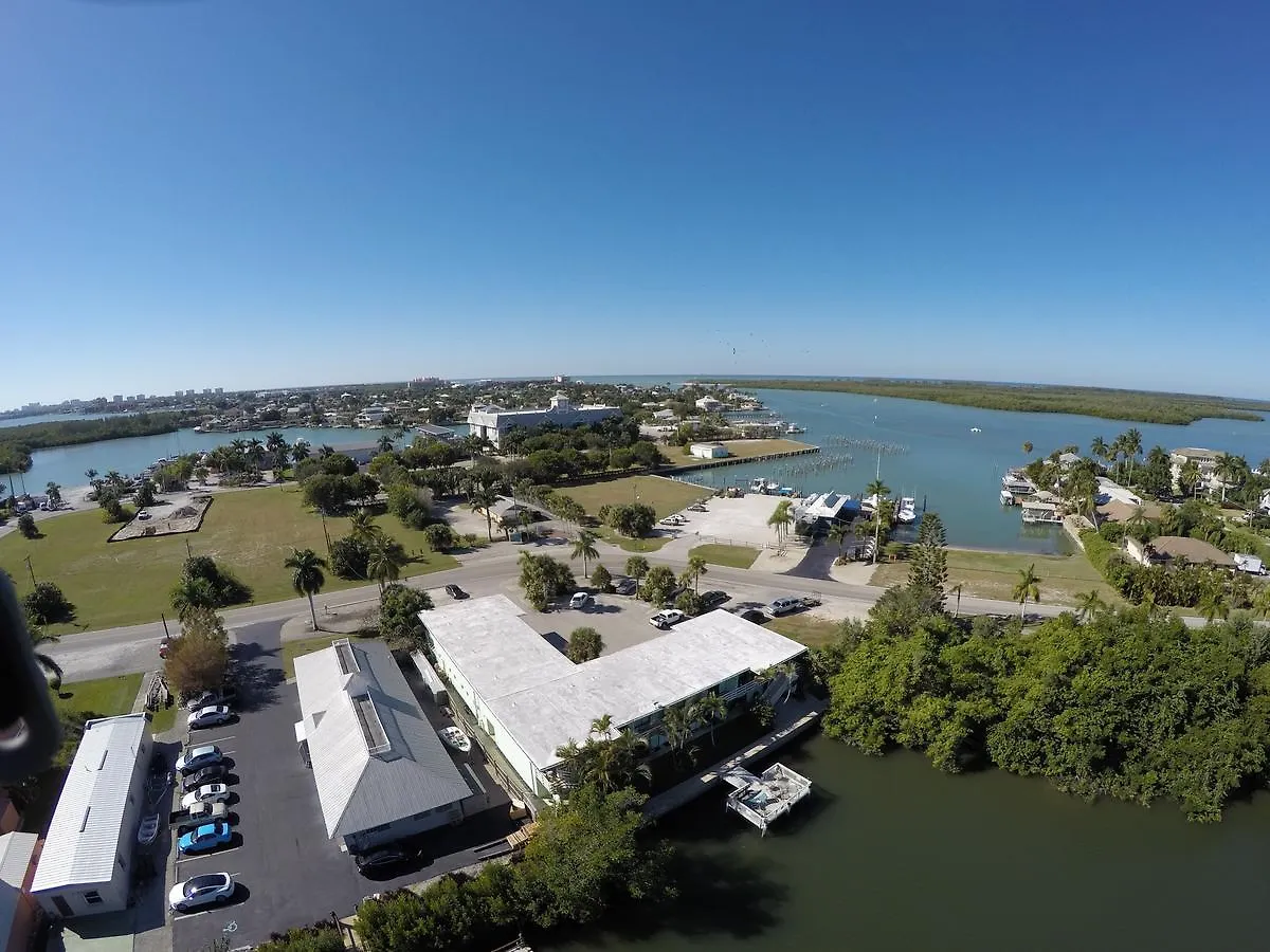 מוטל Capri Lodge North Naples