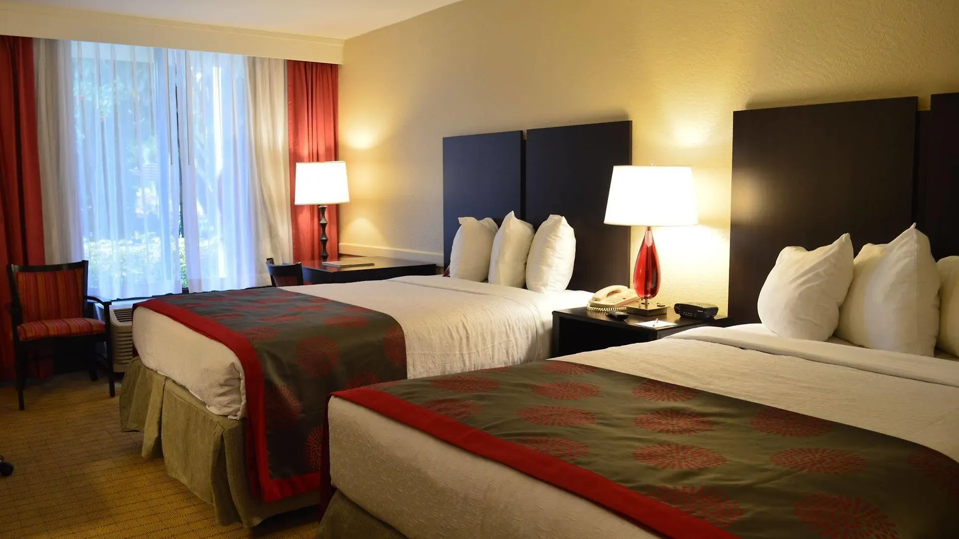 Collins Hotel North Naples