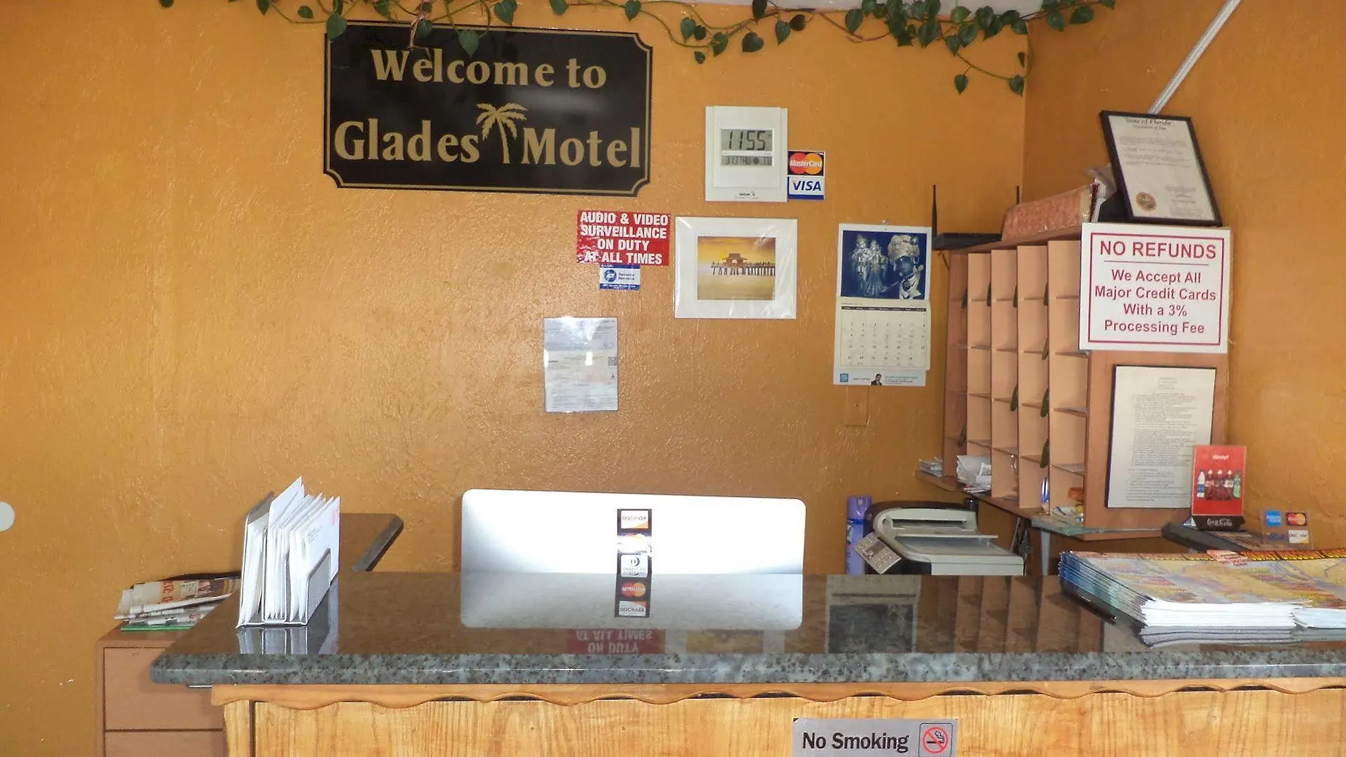 Glades - Motel