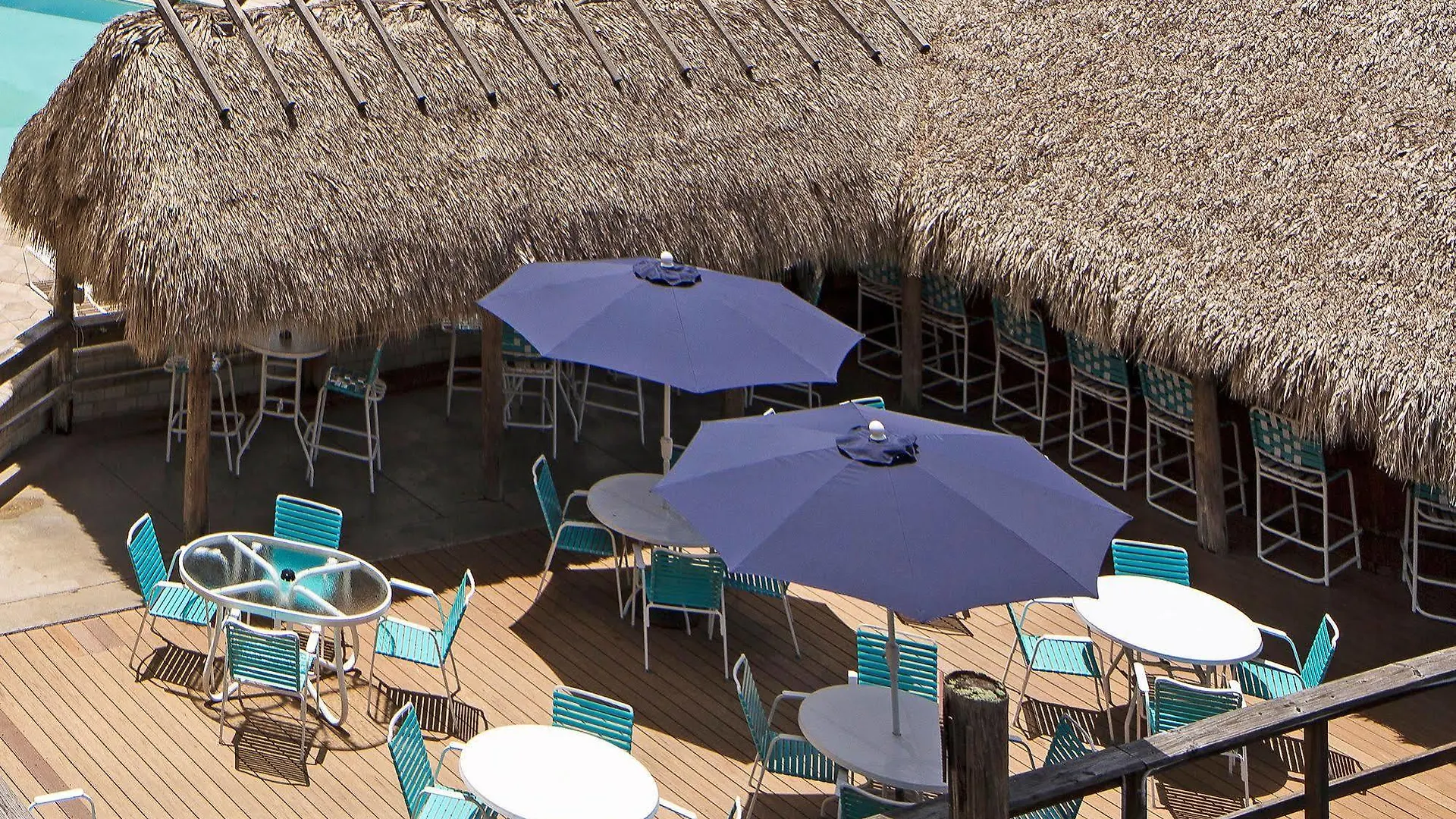 Cove On Bay Hotel North Naples