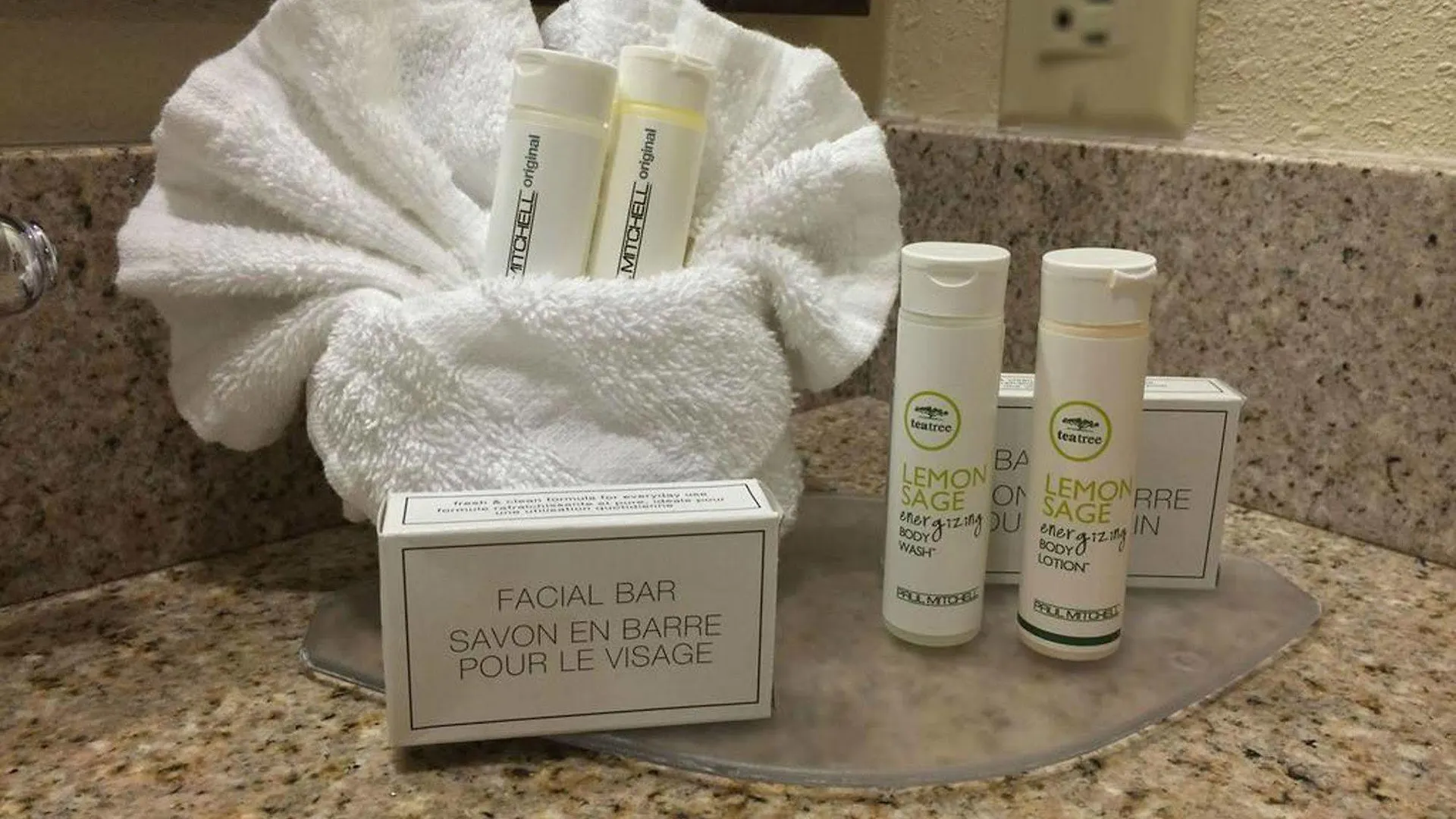 Hotell Courtyard By Marriott - 3*