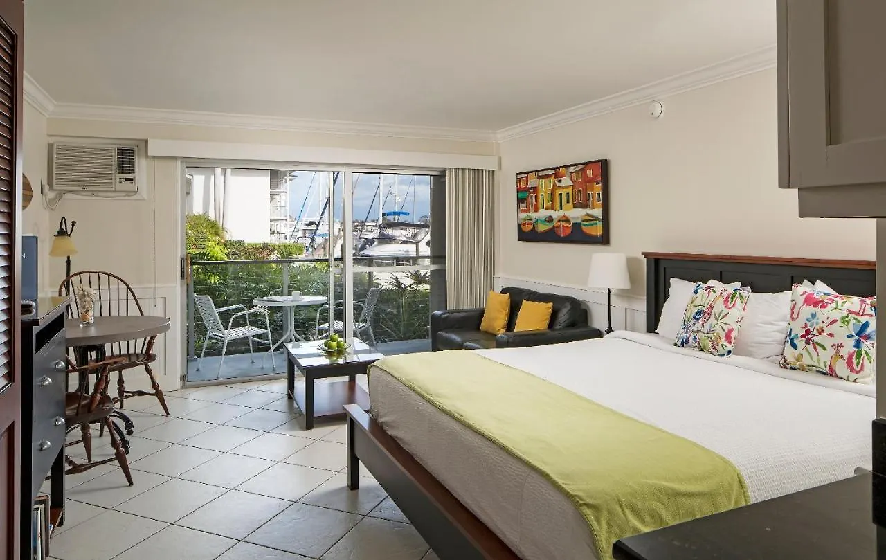 Cove On Bay Hotel