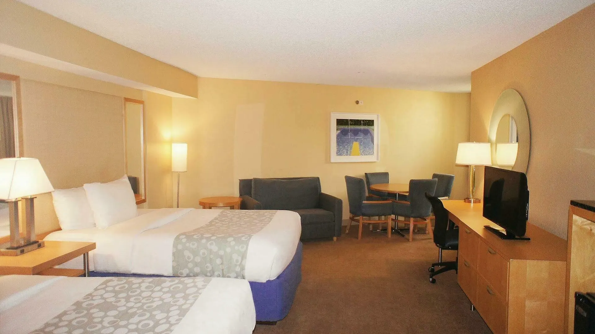 La Quinta By Wyndham Downtown