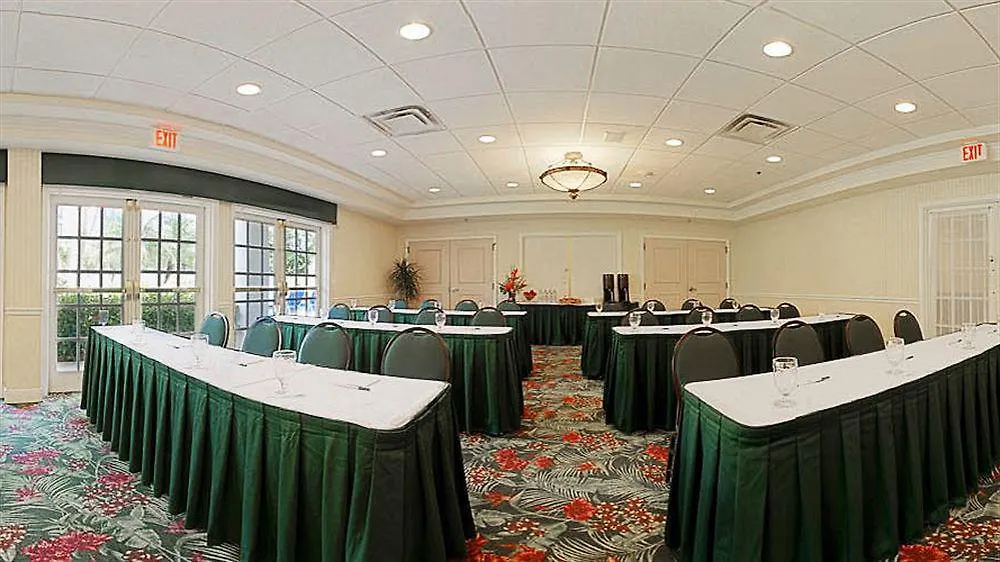 Hotell Courtyard By Marriott - North Naples