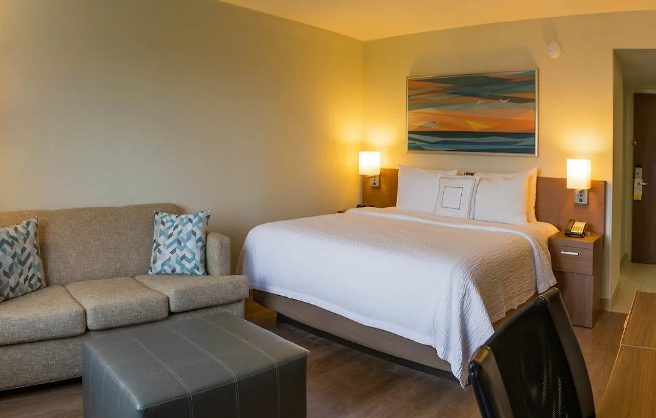 Hotell Courtyard By Marriott -